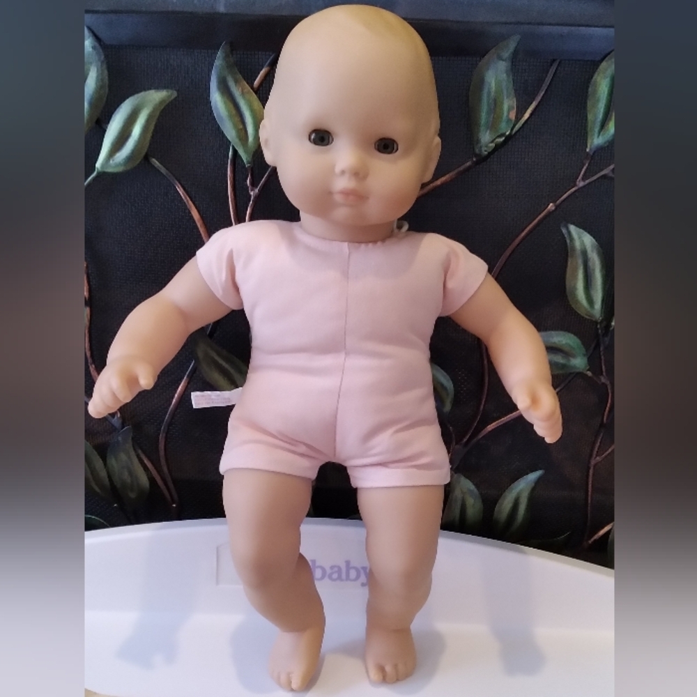 American Girl Doll Bitty Baby with Bath Time Clothes and Accessories Set